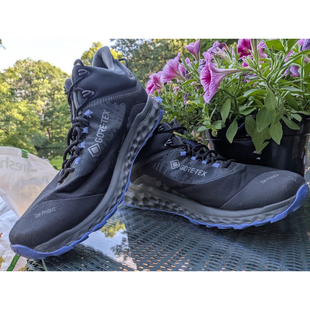New Balance Garoe GTX Sz 12 Trail Shoes Blacktop Marine Blue Hiking Gore-tex